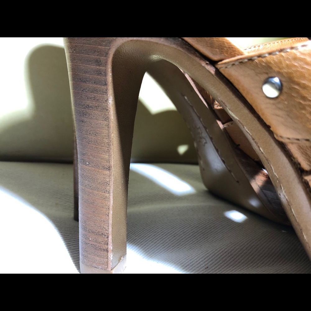 Michael Kors Heel w/ Nailhead Accents (8) - Picture 6 of 7